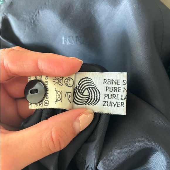 Vintage Escada plaid wool midi skirt - Picture 8 of 8